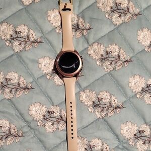 Samsung Smartwatch with Cream Band